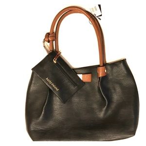 Kathy Ireland Chic Tote!